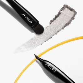 EYE SHADING BRUSH