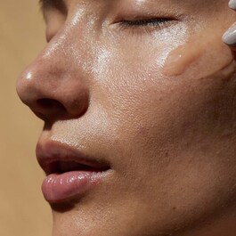 Moisturizing and Antioxidant Serum - Serum hidratant pentru fata