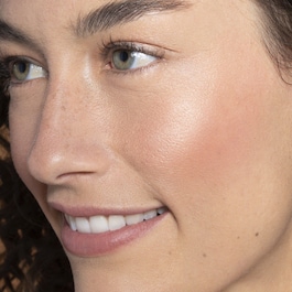 Liquid Light Serum Highlighter - Iluminator lichid
