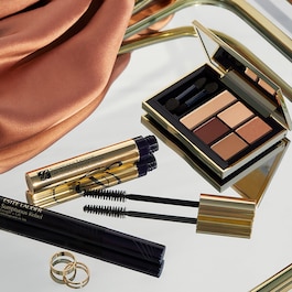 Sumptuous Extreme - Lash Multiplying Volume Mascara