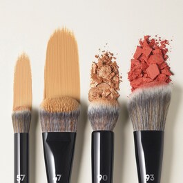 Pro Brush Blush - Pensula pentru fardul de obraz