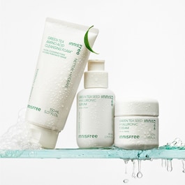 Crema hidratanta cu acid hialuronic si ceai verde - crema hidratanta