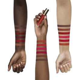 ROUGE SIGNATURE