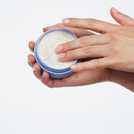 Style + Treat Yuzu + Plum Oil - Crema de coafare fara efort