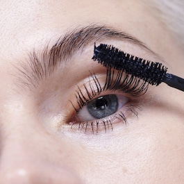 Beautiful Lash Care - Mascara hidratanta pentru volum