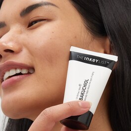 Hidratant cu bakuchiol, alternativ la retinol