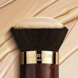 Parure Gold Fluid Îngrijire & Rezistență 24H - Fond De Ten