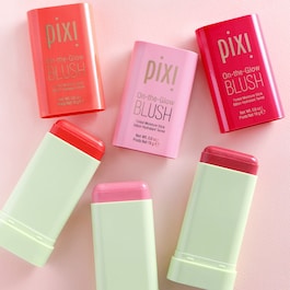 On-the-Glow Blush - Baton hidratant pentru luminozitate