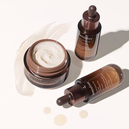 Youth Enhancing Serum - Serum pentru ten cu ceai negru
