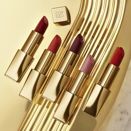 Pure Color Lipstick - Ruj de buze