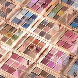 Charlotte's Palette of Beautifying Eye Trends - Paleta de farduri de pleoape