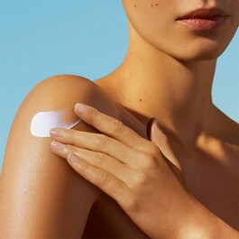 Waterlover Hydrating Sun Milk SPF 50 - Protectie solara hidratanta