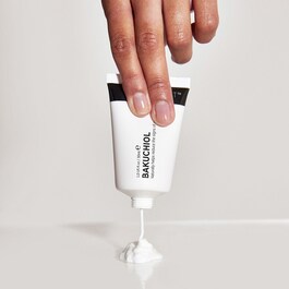 Hidratant cu bakuchiol, alternativ la retinol
