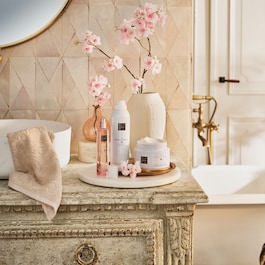 The Ritual of Sakura - gel de duș spumă