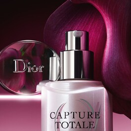 Capture Totale Super Potent Serum - Serum anti-imbatranire