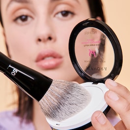 Beauty Amplifier Smoothing and Brightening Powder - Pudra de fixare incolora