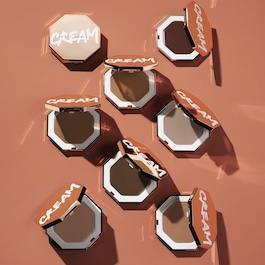 Cheeks Out Freestyle Cream Bronzer - Pudra bronzanta