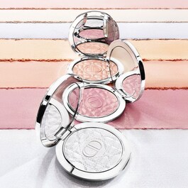 Dior Forever Glow Luminizer - Iluminator infuzat cu acid hialuronic