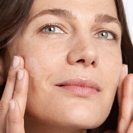 Smart Clinical Repair - Crema antirid pentru toate tipurile de piele