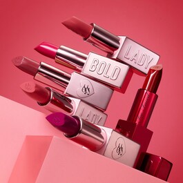Lady Bold - Ruj de buze cu efect cremos