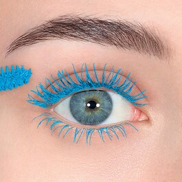 Volume On Mascara