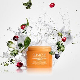 Superdefense SPF 25 3/4 - Crema hidratanta antirid