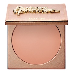 Bronzant mat rezistent la apă Amazonian clay, Tarte