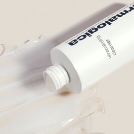 Ultra Calming Cleanser - Crema-gel de curatare calmanta