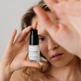 Eye Balm - Crema pentru conturul ochilor & Bio si 100% din ingrediente naturale