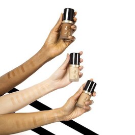Born This Way Natural Finish Foundation - Fond de Ten