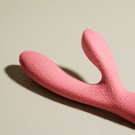 The Artist - Vibrator