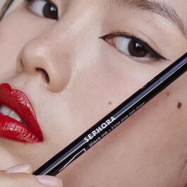Black Ink Classic Line Waterproof Eyeliner - Tus de ochi
