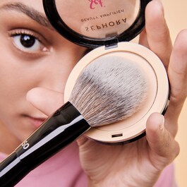 Beauty Amplifier Smoothing and Brightening Powder - Pudra de fixare incolora
