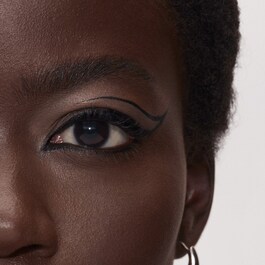 Black Ink Classic Line Waterproof Eyeliner - Tus de ochi