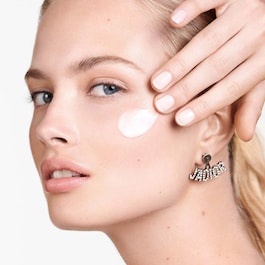 Capture Totale Super Potent Serum - Serum anti-imbatranire