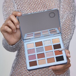 The Future is Yours - Paleta 16 farduri de pleoape