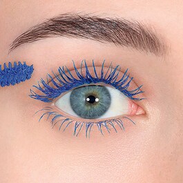 Volume On Mascara