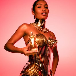 Gaultier Divine -  Apa de Parfum - Note de sare, crini si bezea