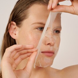 The Timeless Moment – Masca-servetel anti-imbatranire cu peptide