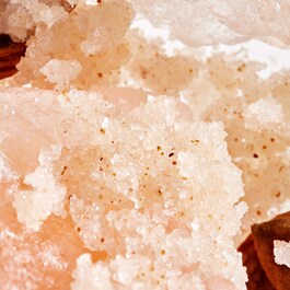 The Ritual of Ayurveda Body Scrub - Exfoliant pentru corp