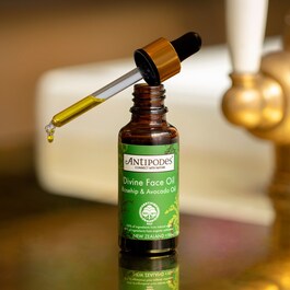 Divine Face Oil - Ulei Facial Cu Macese & Avocado