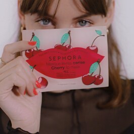 Cherry Lip Mask - Masca pentru buze