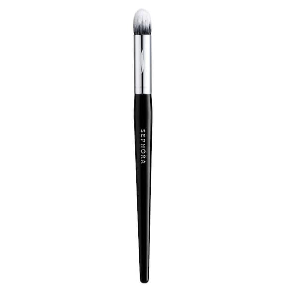 Pro Contour Highlight Brush No. 80 - Pensula pentru aplicarea iluminatorului, Sephora Collection