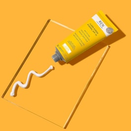 Clean Screen Mineral SPF 30 - Crema matifianta cu protectie solara