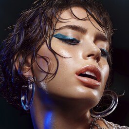 Aqua Resist Smoky Shadow - Creion contur ochi