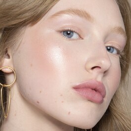 Liquid Light Serum Highlighter - Iluminator lichid