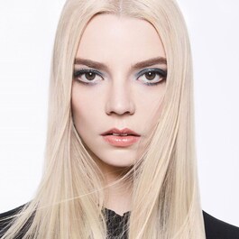 Diorshow Iconic Overcurl - Mascara pentru volum - 24 de ore de rezistenta