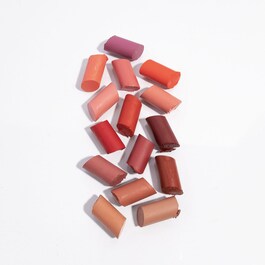 Wild with Desire Hydrating Lipstick - Ruj de buze