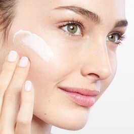 Clinique Smart SPF 15 - Custom-Repair Moisturizer SPF 15