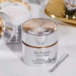 Re-Nutriv - Ultimate Renewal Nourishing Radiance Creme